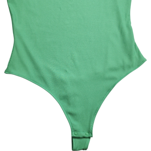 House of Harlow 1960 Green Ribbed Sleeveless Bodysuit Size Small - Picture 4 of 15